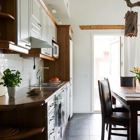 Finelevi Alppitahti, Huoneisto Kanerva Appartement *